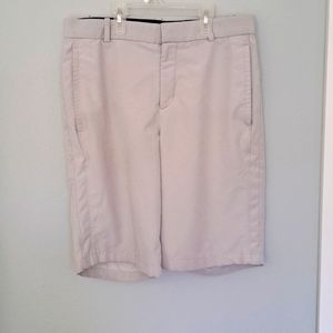 Nike Dri-Fit Standsrf Fit Gray Shorts size 30